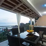 Lovely In With Wifi